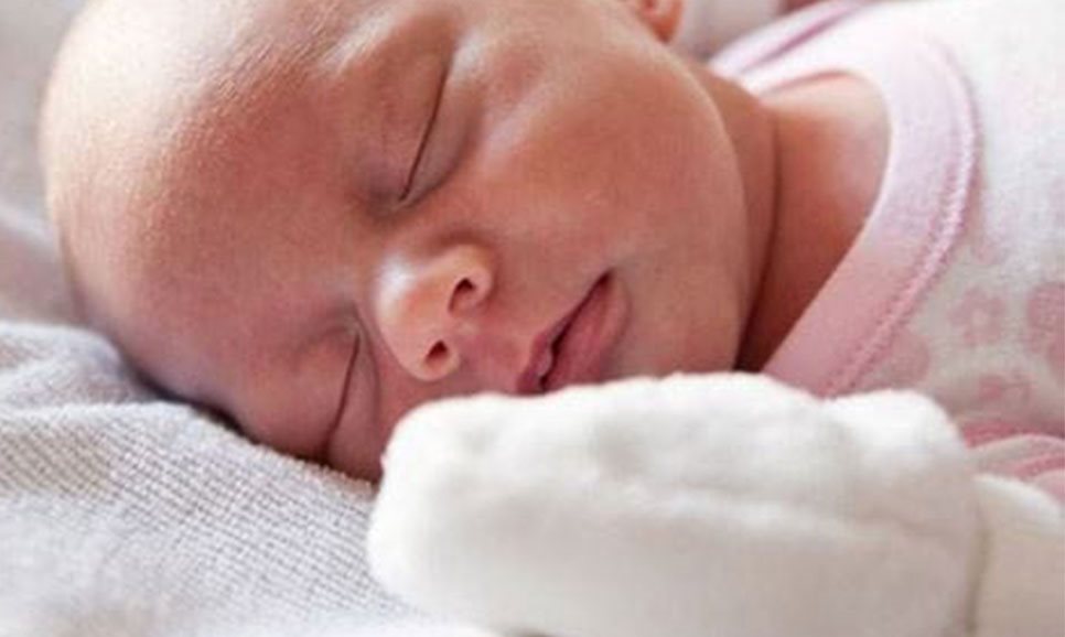 Rukavice proti škrábání ekzematické pokožky