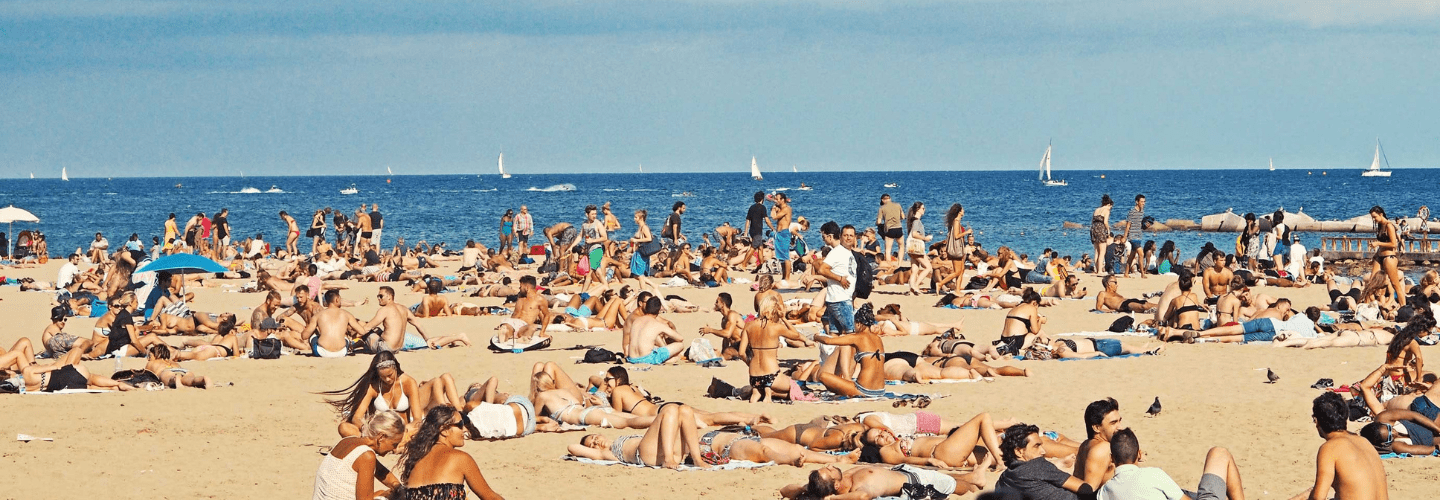 Människor på stranden