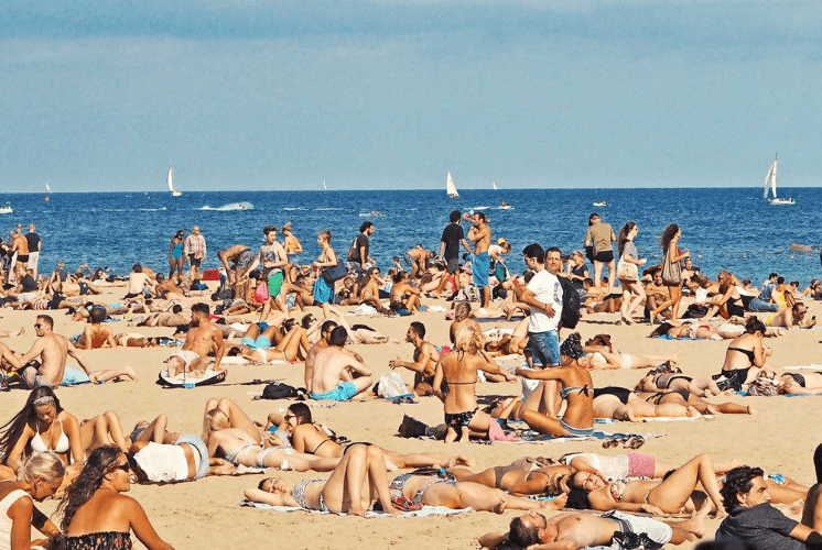 Människor på stranden