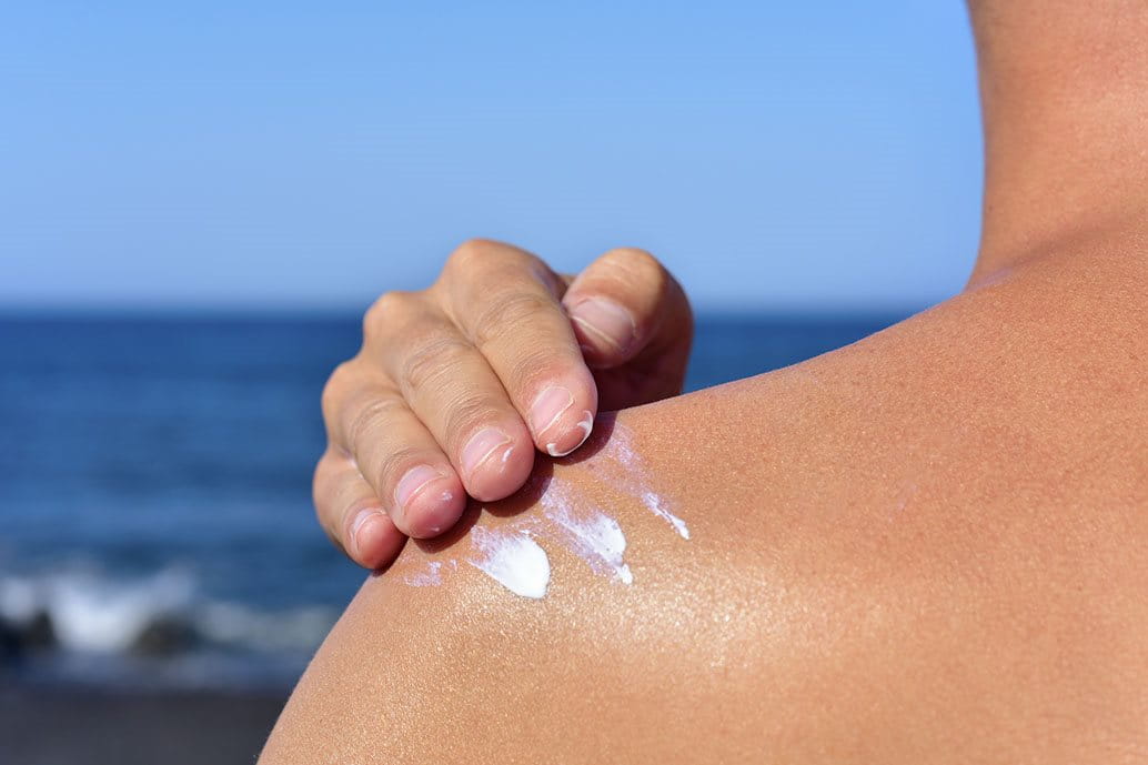 protezione solare per proteggere la pelle con disturbi di pigmentazione
