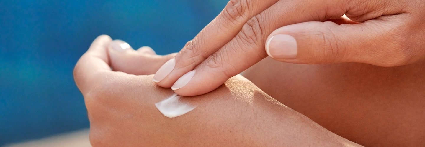 jak nawilżyć bardzo suchą skórę