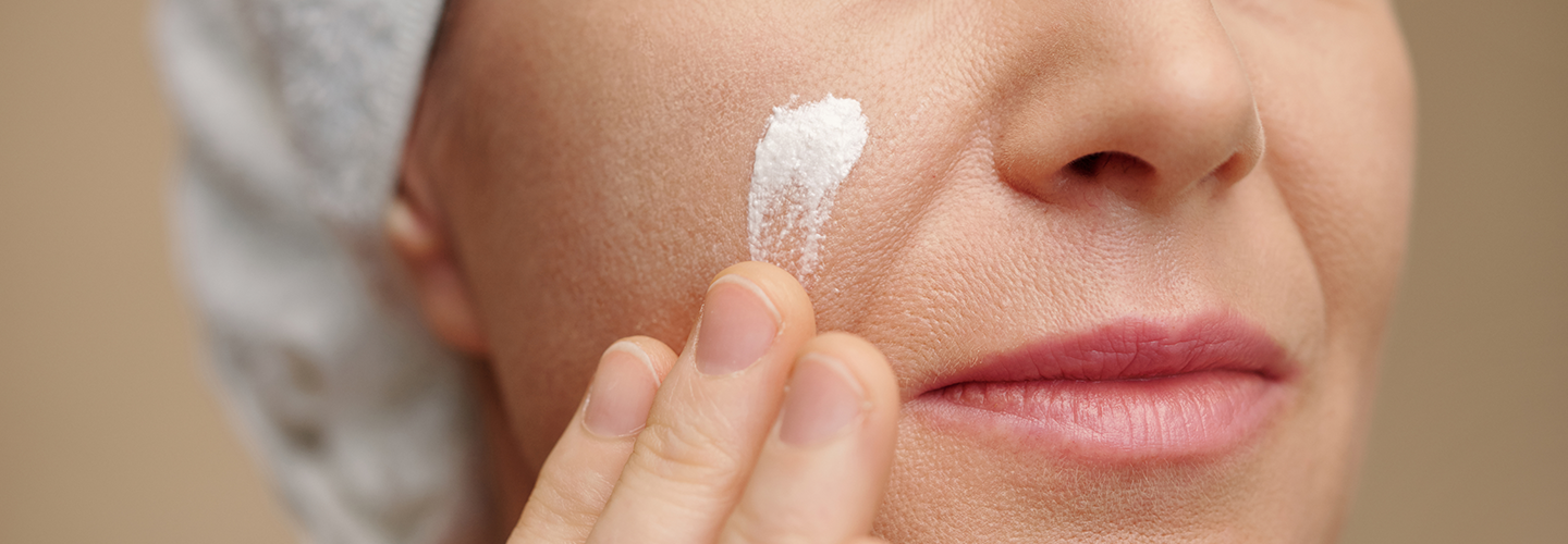 jak ujędrnić skórę twarzy