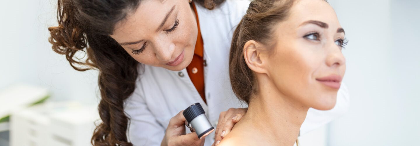 Wizyta u dermatologa