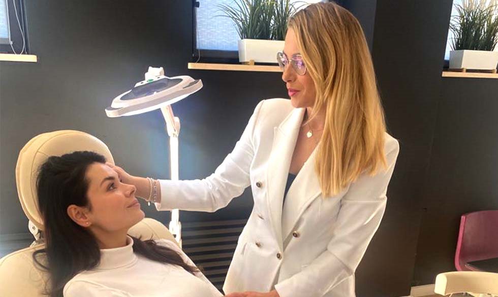 Monika w trakcie kuracji