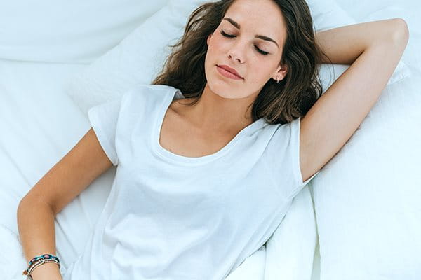 Ak budete každý deň dbať na správnu spánkovú hygienu, dosiahnete pozitívny účinok na zdravie vašej pleti.