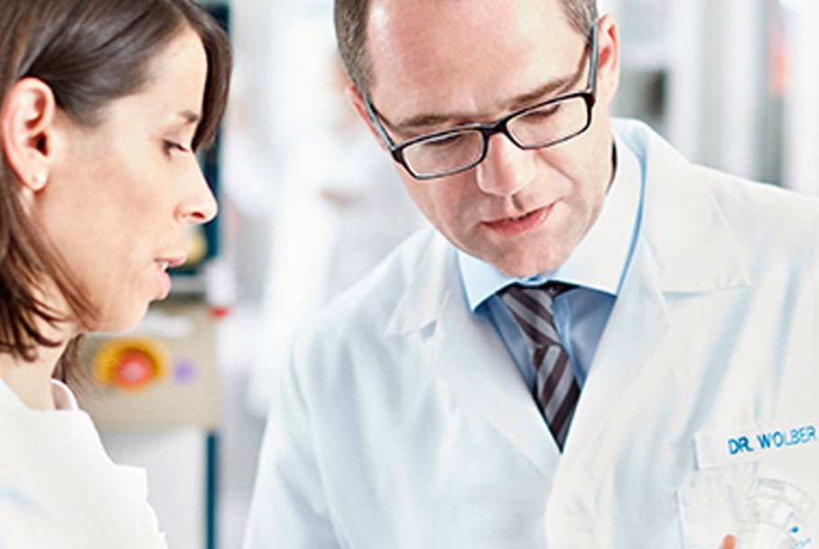 eucerin-dermoPure-piel-propensa-acné-productos-tratamiento