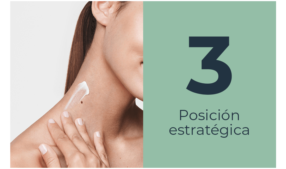 Cómo aplicar crema en la espalda