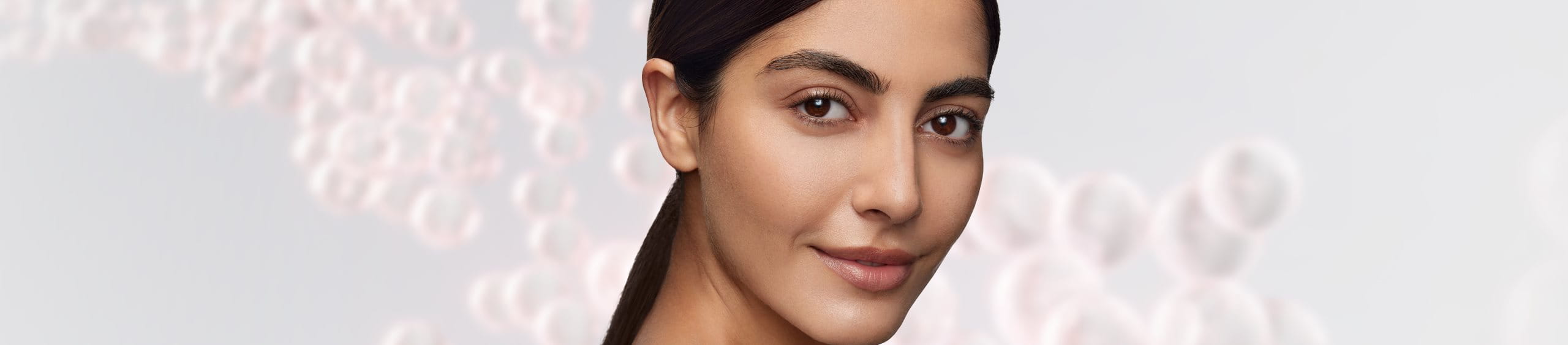 Chica joven con Manchas en la piel