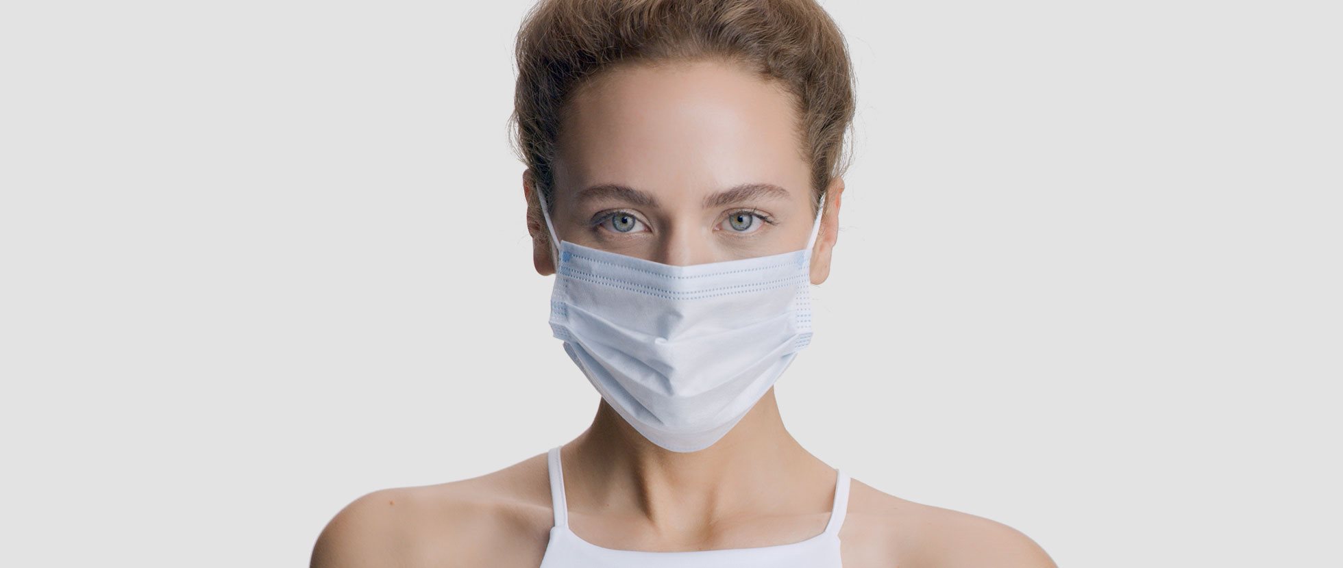 DermoPURE reduce las manchas hasta un 64%.