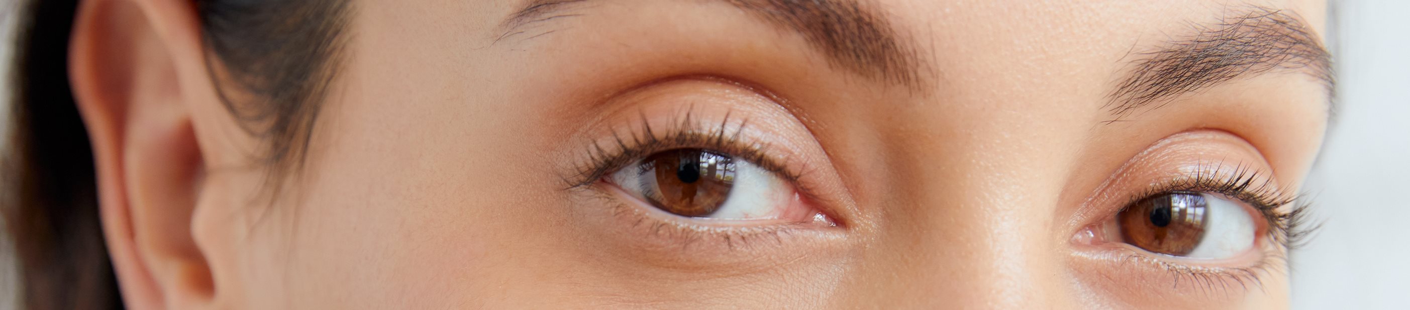 kuva naisen kasvoista