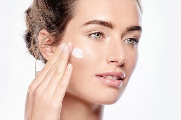 Četvrti korak vaše rutine za negu kože: Nega