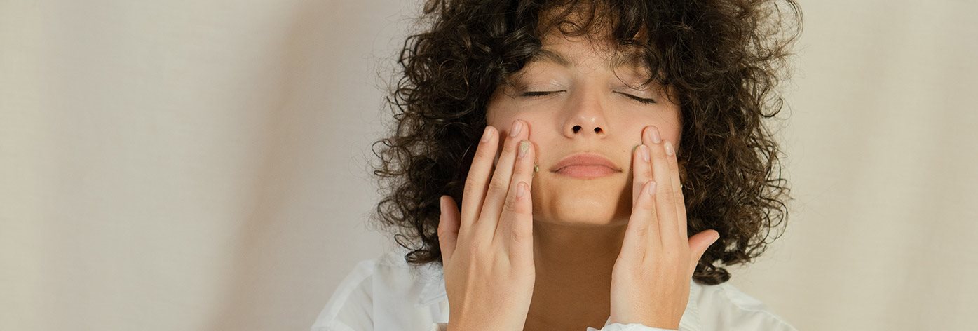 Gesichtsgymnastik gegen Falten