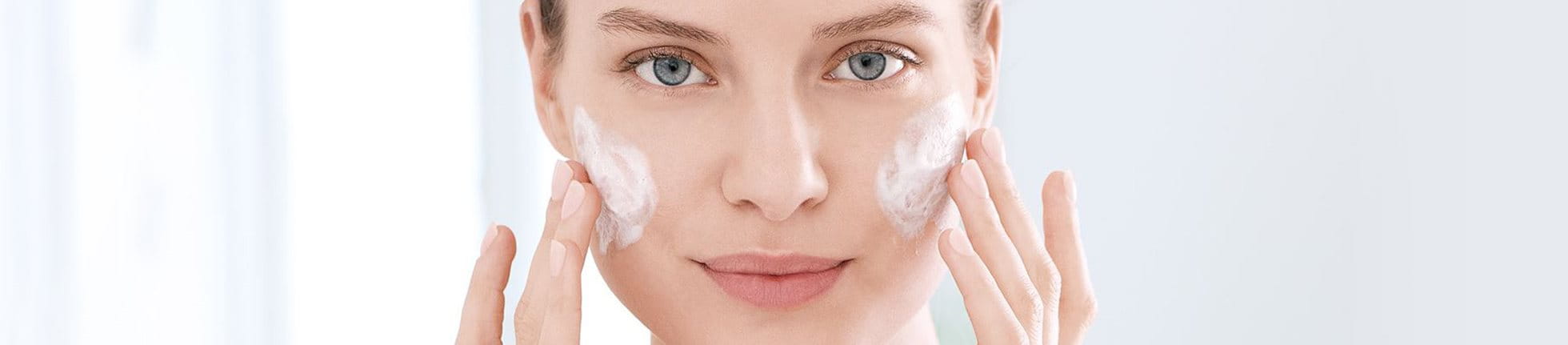 Gesichtsreinigung unreine Haut