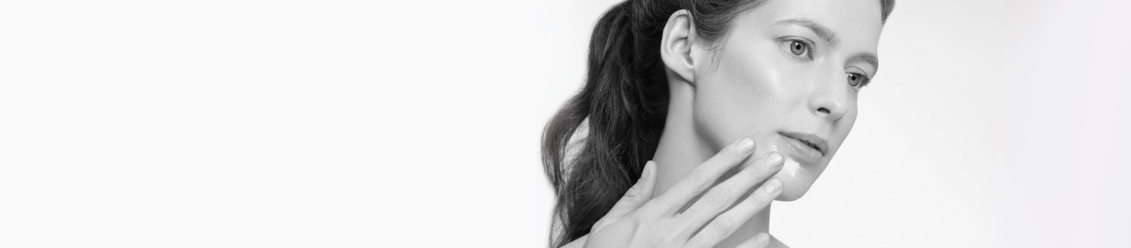 crise de dermatite atópica no rosto