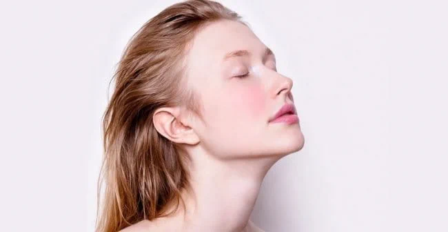 Tác dụng phụ có thể gặp phải khi dùng Azelaic Acid là gì?