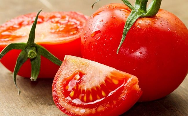 Cà chua là thực phẩm rất tốt cho người bị tàn nhang 