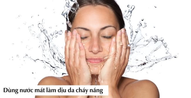 Làm dịu da cháy nắng nhanh chóng bằng nước mát