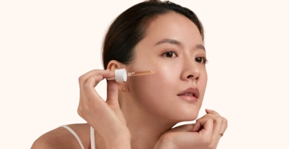 Sử dụng serum phục hồi da