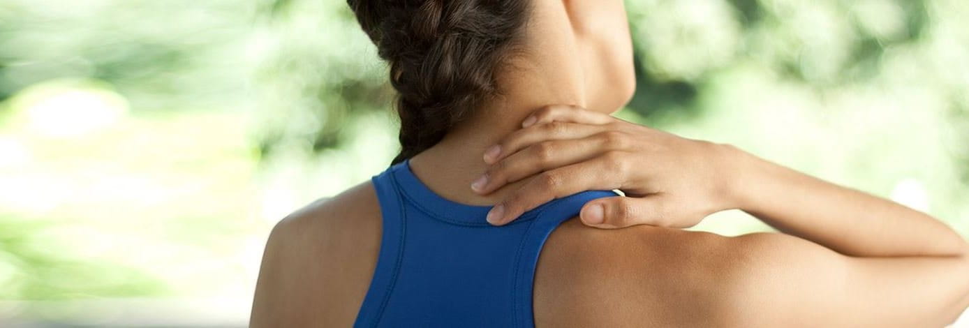 Nackenschmerzen lösen — diese 3 Tipps helfen
