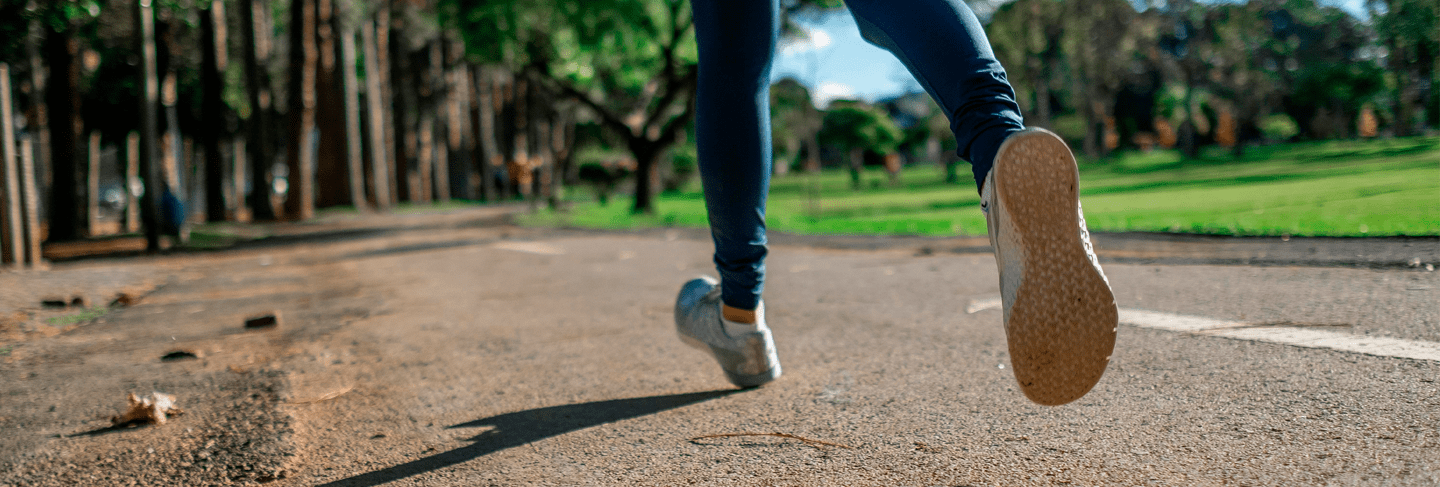 dolor-de-pies-despues-de-correr-tratamiento-soluciones