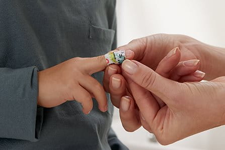 ¿Qué debe contener un botiquín de primeros auxilios?