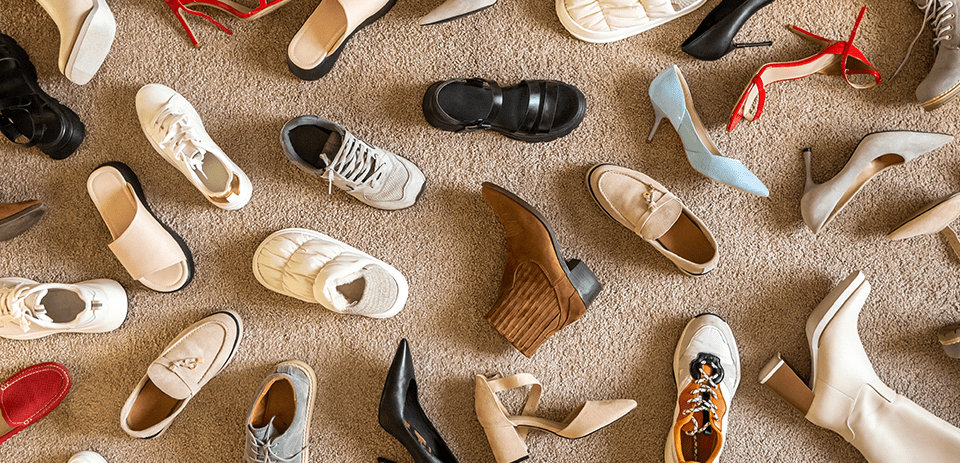 cambiar de zapatos es bueno para los pies