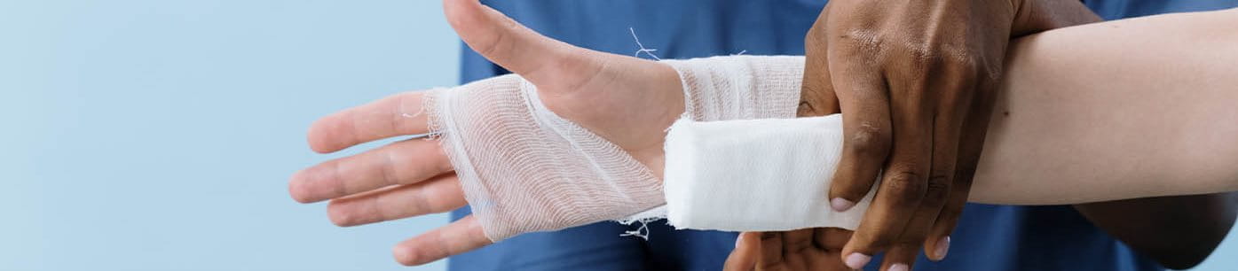 Ontdek hoe je snelverband aanlegt!