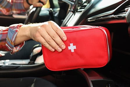 Botiquín médico actualizado con Curitas®