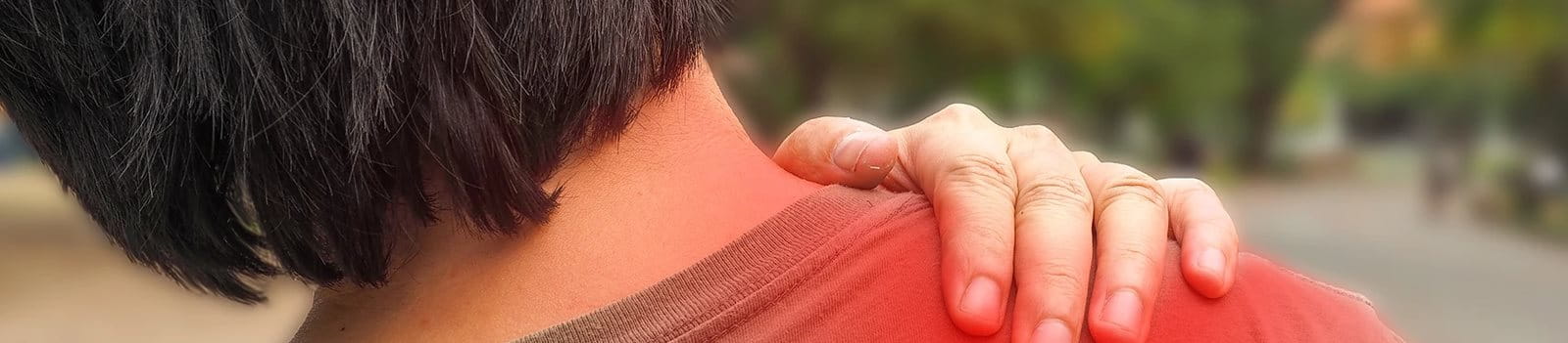 Cara memakai koyo dengan benar.