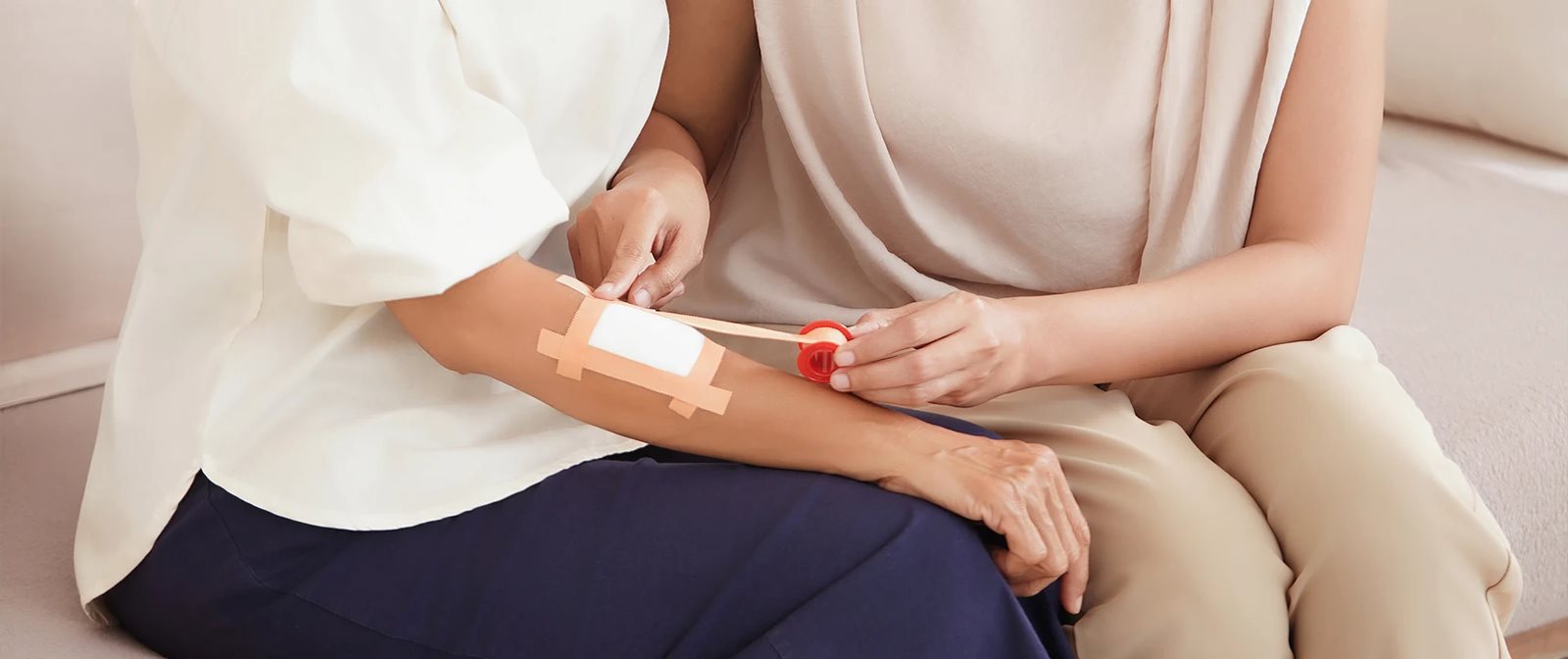 Mengganti kasa steril harus dilakukan dengan benar untuk mencegah infeksi